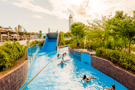 parque-warner-beach-alojamento-entrada-11342_0.png